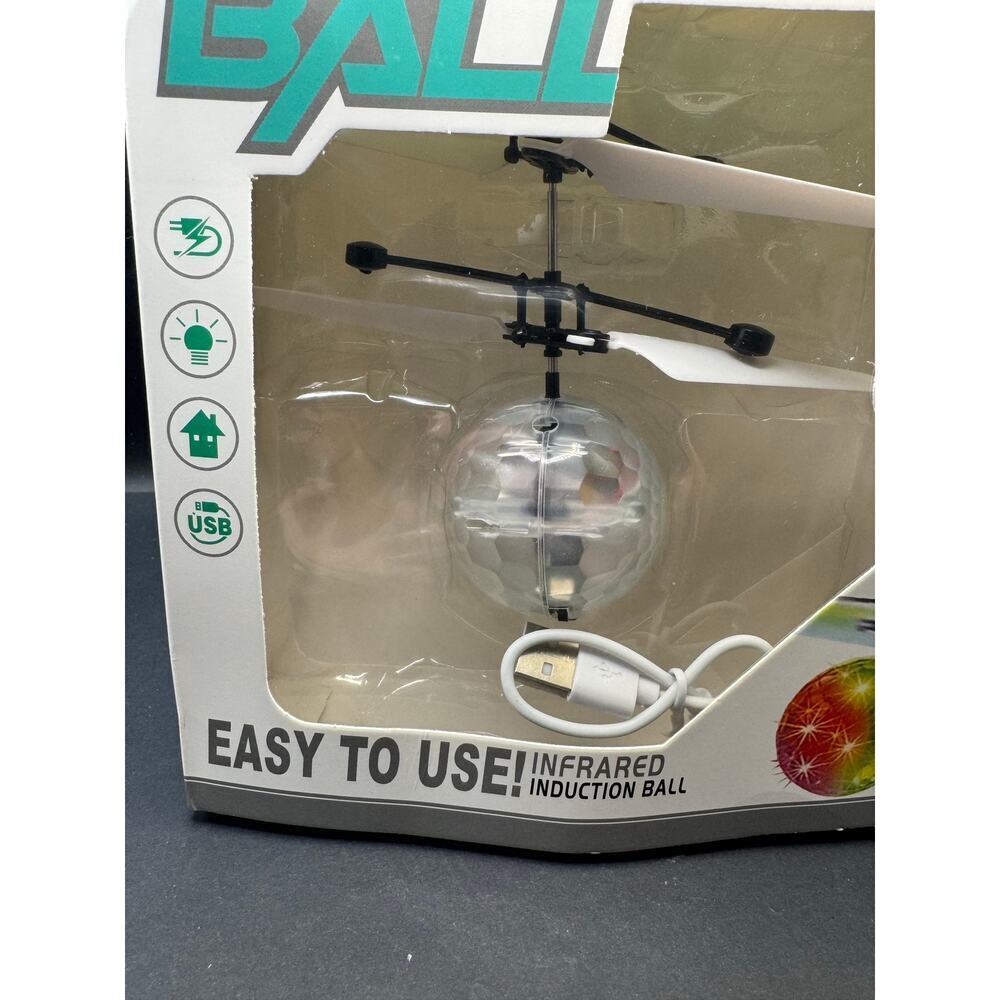 NWT Flying Ball Toy- Box got damaged a bit - Picture 2 of 4